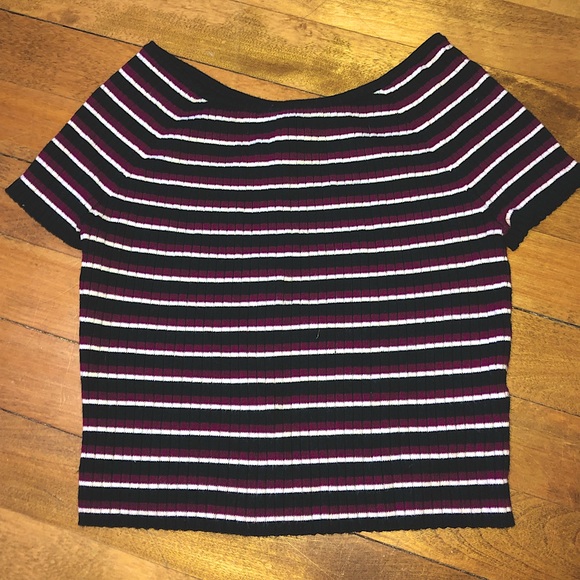 Striped crop top - Picture 2 of 2